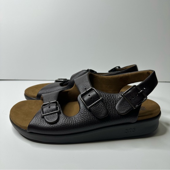 SAS Shock Absorbing Sole Bravo Adjustable Buckles Leather Sandals Size 10.5 NWOB